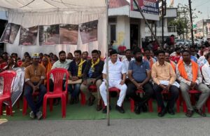 KORBA : सभापति के नेतृत्व में नागरिकों का विशाल धरना प्रदर्शन, प्रशासन होश में आओ के लगे नारे…