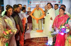 पूर्व मंत्री श्री अग्रवाल सतनाम समाज के शपथ ग्रहण समारोह में हुए शामिल