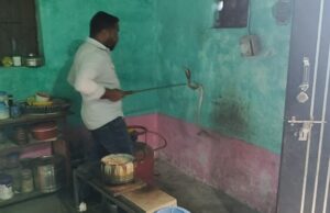 KORBA: गैस सिलेंडर के पीछे छिपा था नाग, अनहोनी से पहले नोवा नेचर टीम ने किया सुरक्षित रेस्क्यू…