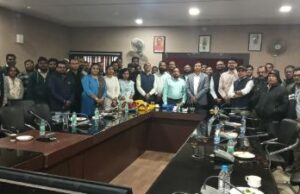 जिला पंचायत के लेखा अधिकारी सुबीर भट्टाचार्य की पदोन्नति पर दी गई भावभीनी विदाई