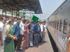 पूर्व महापौर रेणु अग्रवाल ने 40 तीर्थ यात्रियों के जत्थे को हरी झंडी दिखाकर किया रवाना…