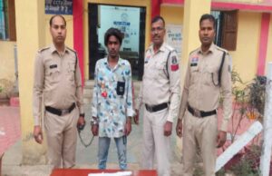 धारदार हथियार लहराकर राहगीरों को डराने वाला युवक गिरफ्तार…