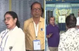 कोलकाता में स्ट्रांग रूम के बाहर हंगामा, ममता बनर्जी ने खुद संभाला मोर्चा; चार घंटे बाहर बैठी रहीं