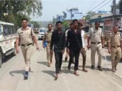 वीडियो में देखिये👉KORBA POLICE ने मारपीट करने वाले आरोपियों का सरेराह निकाला जुलूस…