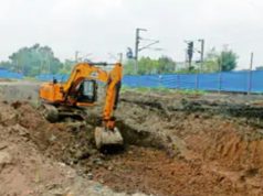 भूमिपूजन के एक सप्ताह बाद ही संजय नगर अंडरब्रिज का निर्माण बंद, खुदाई में मिली पाइपलाइन बनी बाधा